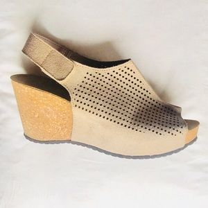 Mika Paoli Perforated Wedge